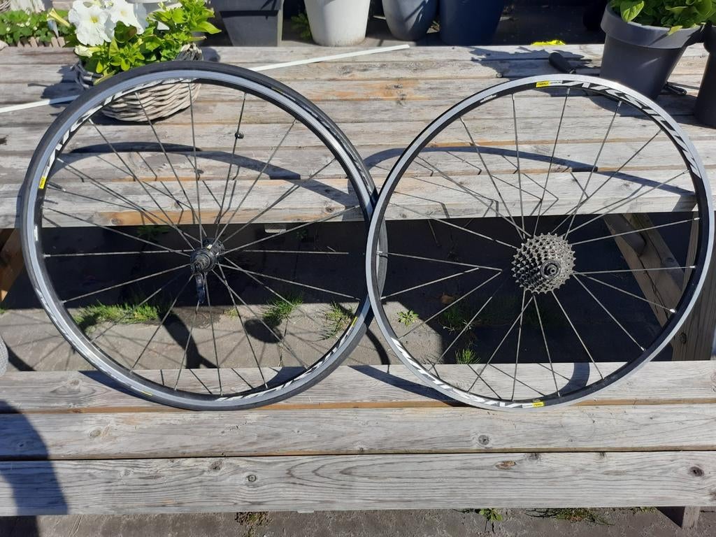 Mavic Aksium racefiets wielen 28 inch, Fietsen en Brommers, Fietsonderdelen, Wiel, Gebruikt, Ophalen of Verzenden, Aluminium