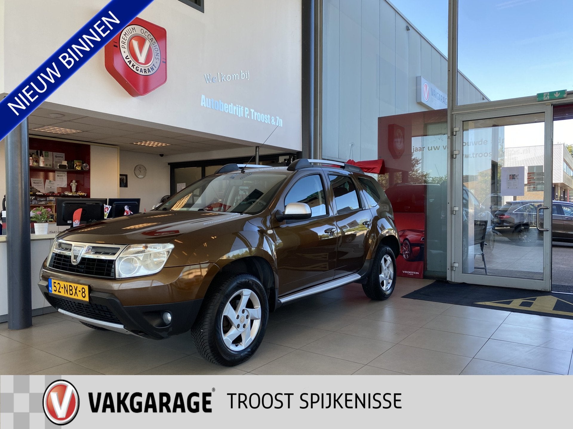 Dacia Duster 1.6 Lauréate 2wd,5Deurs,5Zits,Airco,Elektrisch, Stof, Gebruikt, Zwart, 4 cilinders
