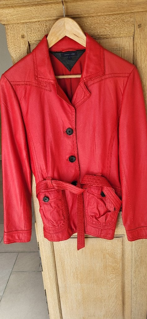 Vest leder Tommy Hilfiger maat 8 (38-40), Maat 38/40 (M), Ophalen of Verzenden, Zo goed als nieuw, Rood