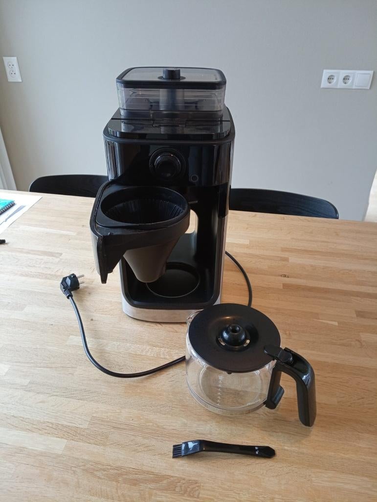Philips Grind & Brew HD7767/00 koffiezetapparaat, Witgoed en Apparatuur, Koffiezetapparaten, Zo goed als nieuw, Gemalen koffie