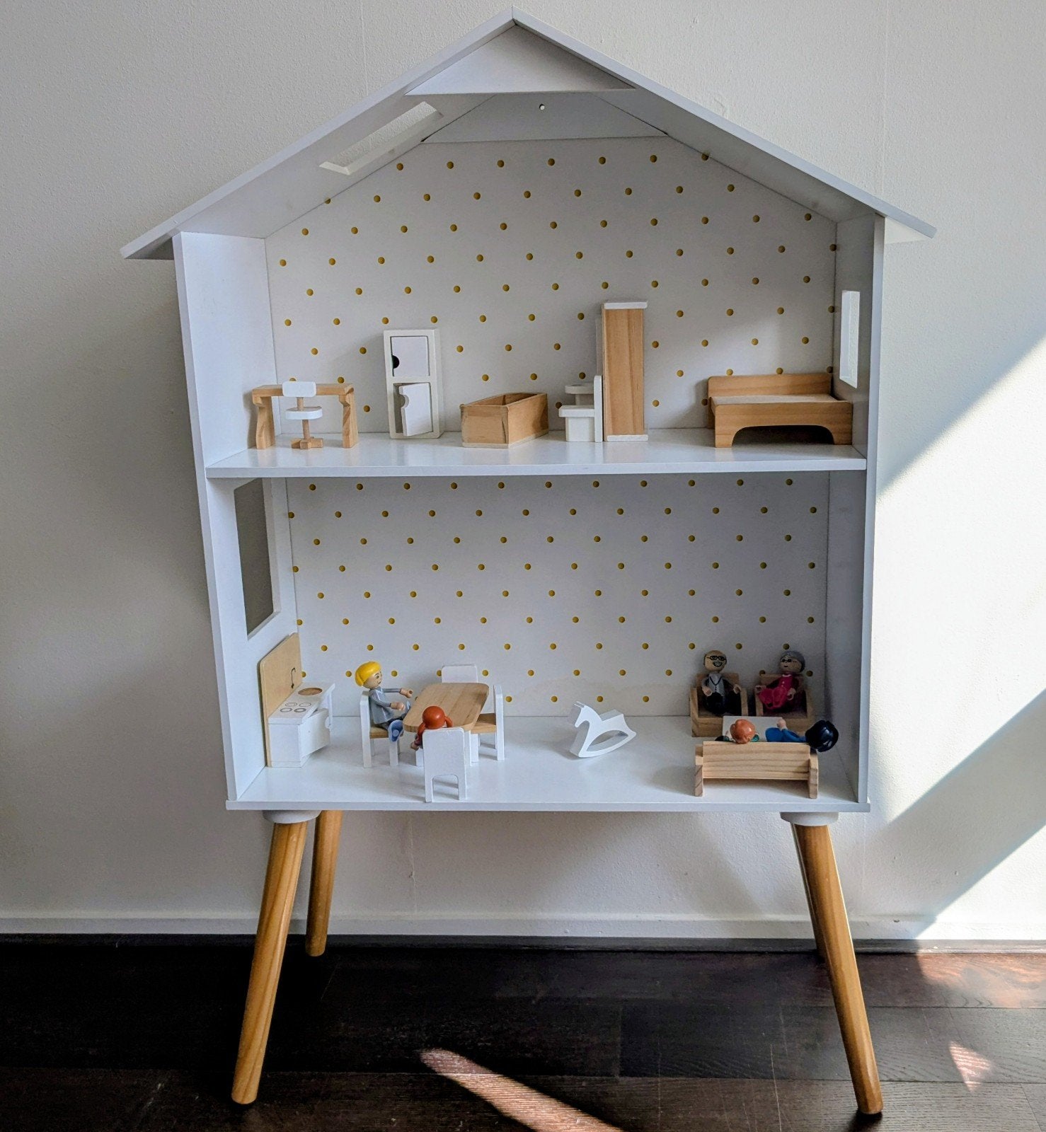 Poppenhuis / wandmeubel, Ophalen, Gebruikt, Poppenhuis