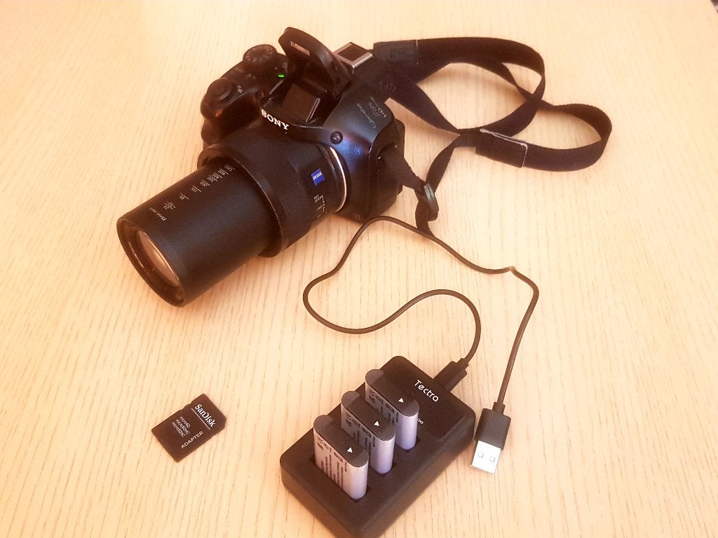 Sony Cybershot DSC-HX400V  +  Fujifilm Finepix S3300, Ophalen of Verzenden, Sony, 8 keer of meer