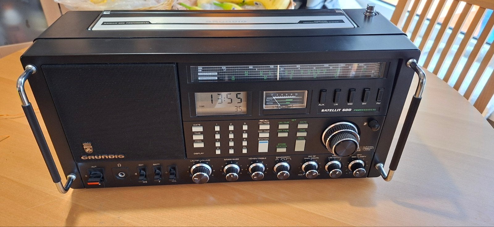 Grundig Satellit 600 Wereldontvanger - Zeer Nette Staat, Audio, Tv en Foto, Ophalen, Zo goed als nieuw, Wereldontvanger