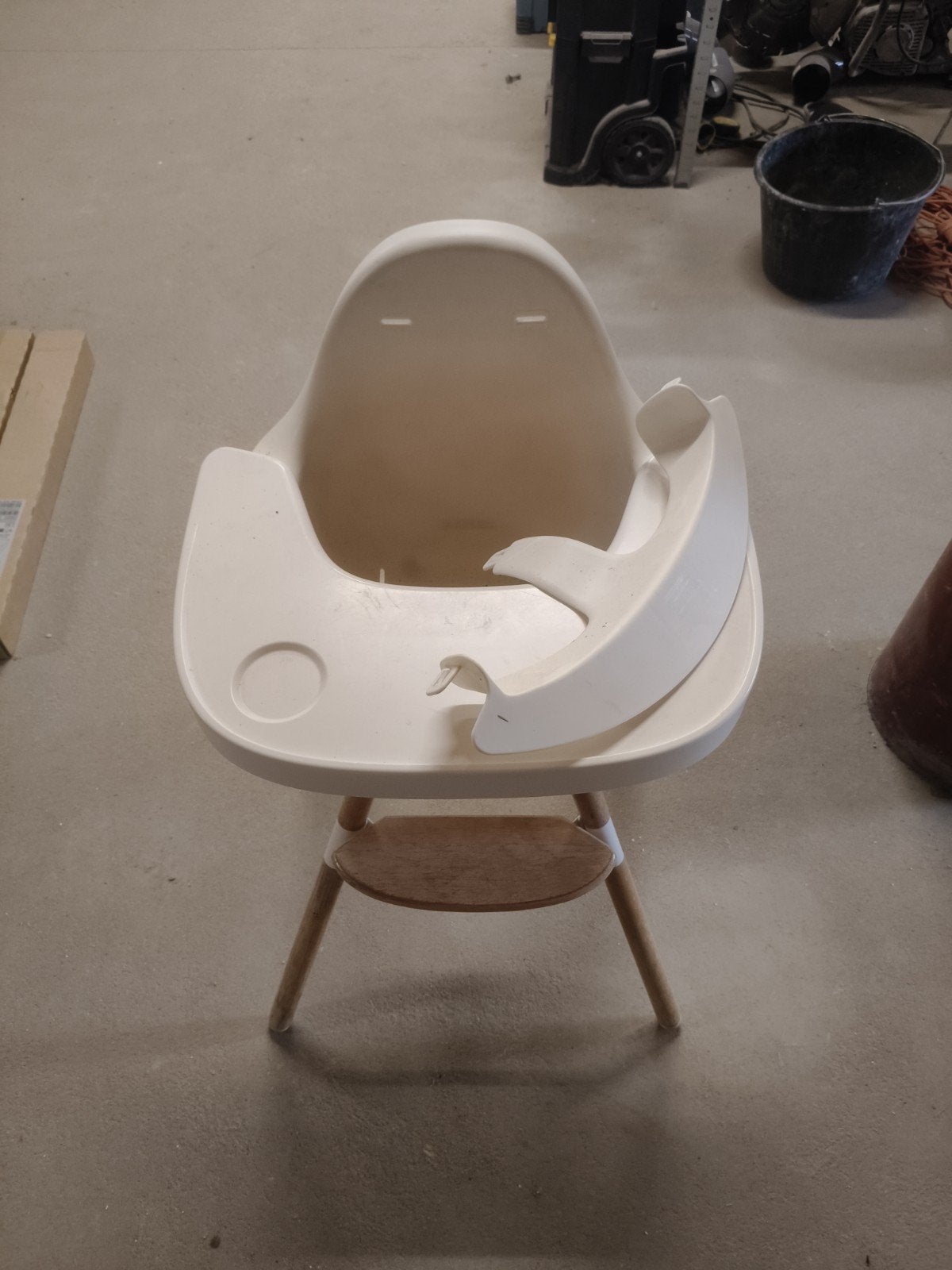 Childhome Evolu 2 kinderstoel met eetblad - beige, Ophalen of Verzenden, Gebruikt, Meegroeistoel, Afneembaar eetblad