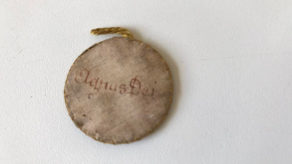 Antiek agnus fei relikwie medaillon, Antiek en Kunst, Ophalen of Verzenden