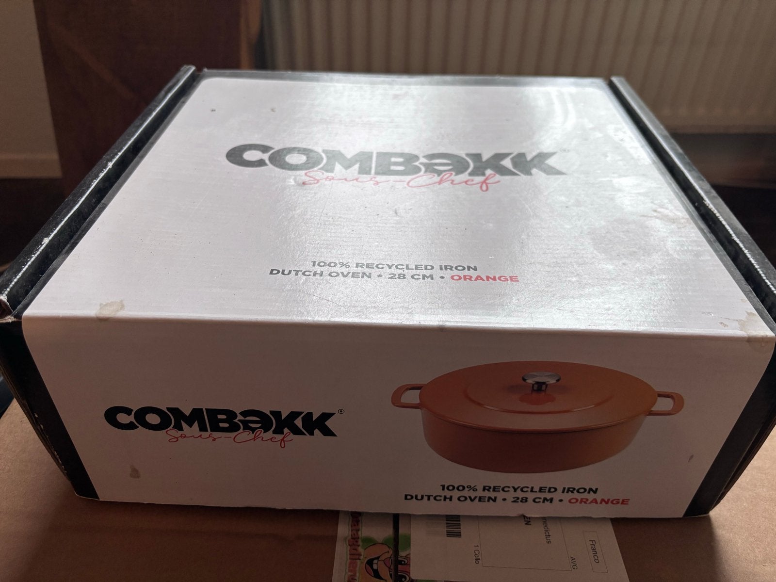 COMBEKK Dutch Oven - 28 cm - Oranje, Met deksel, Ophalen of Verzenden, Zo goed als nieuw, Overige merken