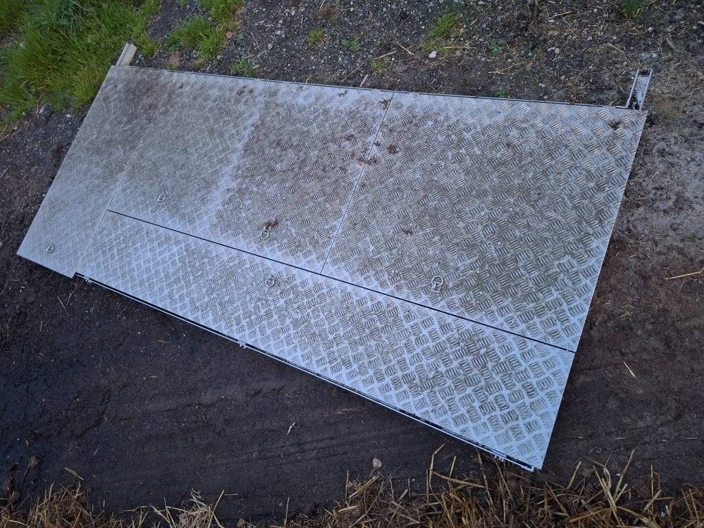 vijver Mooie alminium filter put deksel met luiken, Ophalen, Gebruikt, Vijverfilter