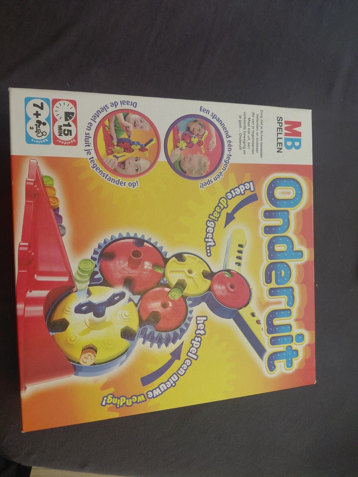 MB Spellen Onderuit - Een spannend één-tegen-één spel!, Een of twee spelers, Ophalen of Verzenden, Gebruikt, MB Spellen