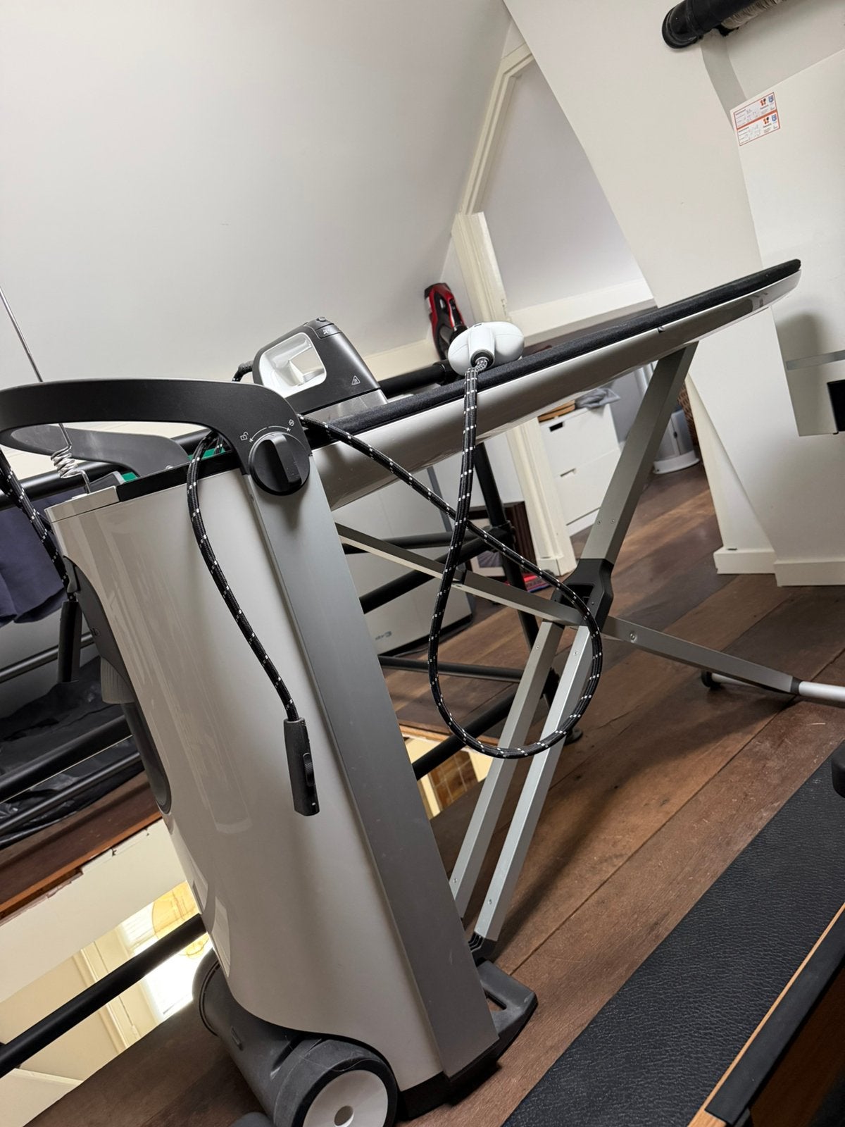Miele Fashionmaster B1826P, Ophalen, Niet werkend, Strijkijzer met snoer