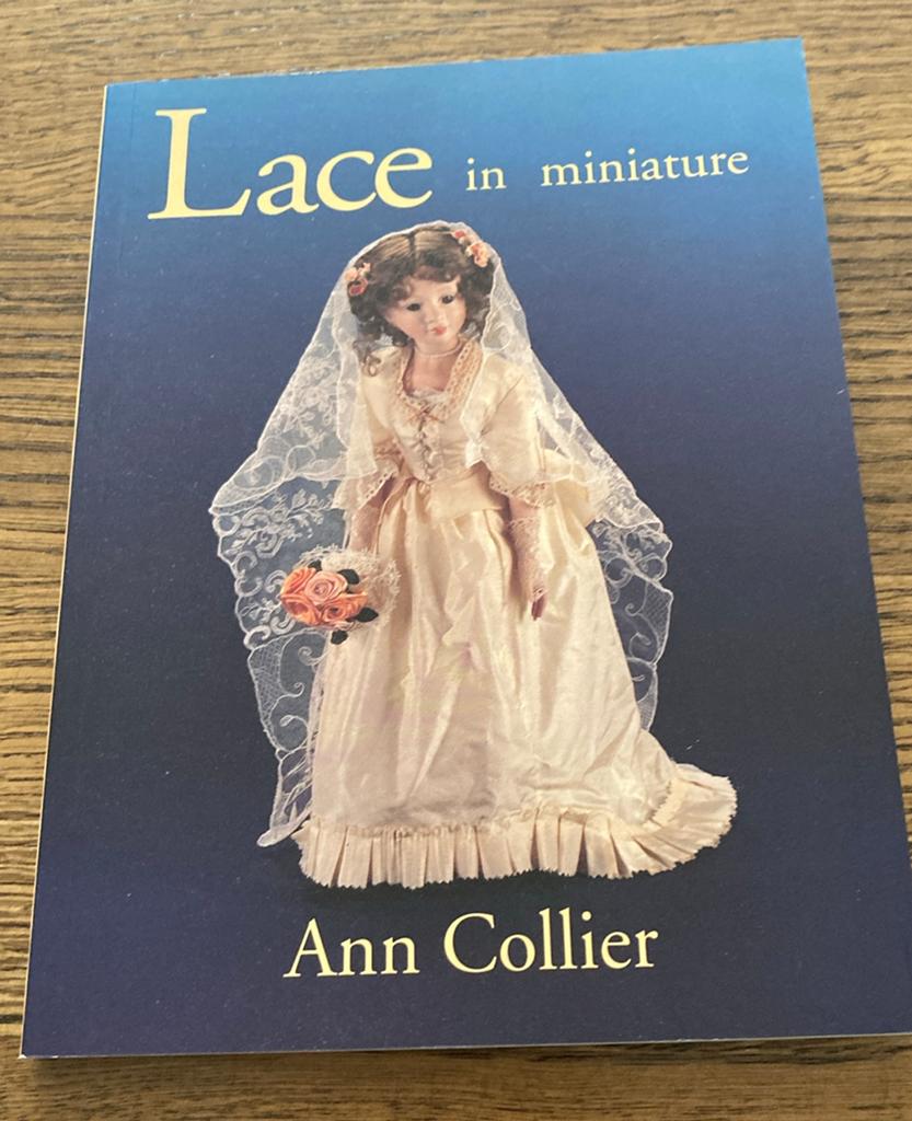 Lace in miniature, Verzenden, Zo goed als nieuw, Boek of Tijdschrift