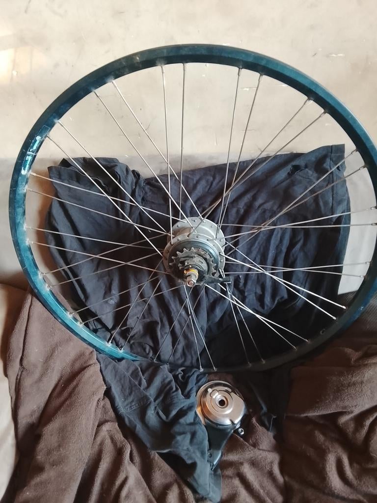 Achterwiel 28inch 8 versnellingen SHIMANO NEXUS type sg-8r36, Wiel, Gebruikt, Shimano Nexus, Ophalen of Verzenden