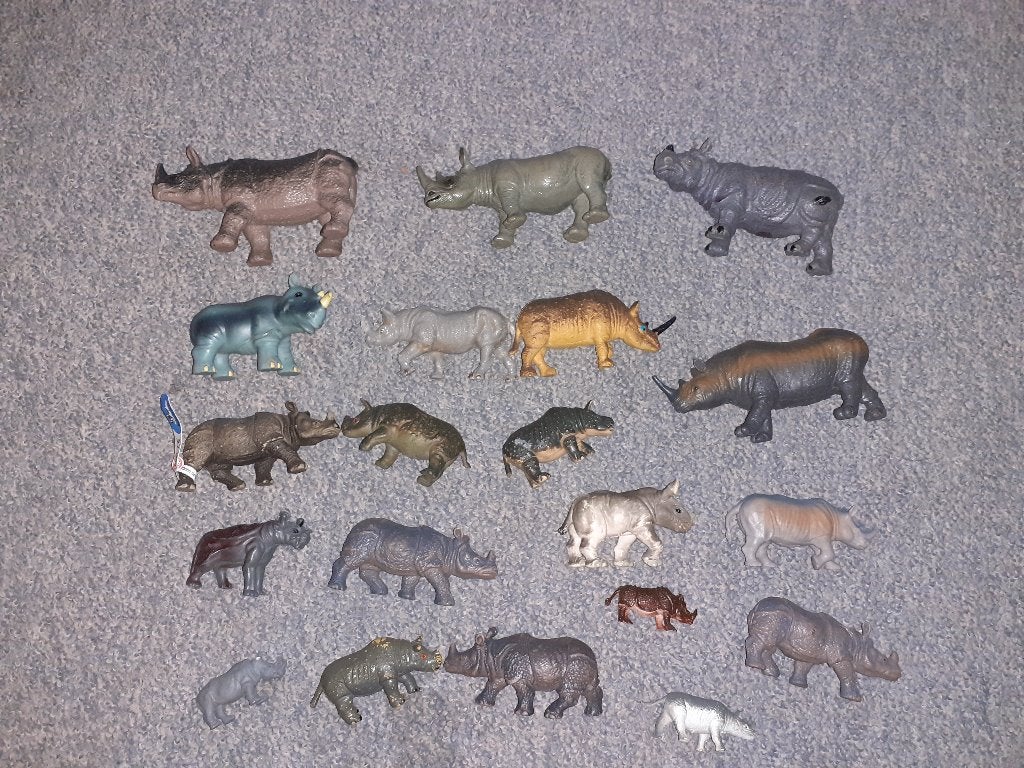 Verzameling neushoorns, dierfiguren (geen Schleich), Verzamelen, Dierenverzamelingen, Ophalen of Verzenden, Gebruikt, Wild dier