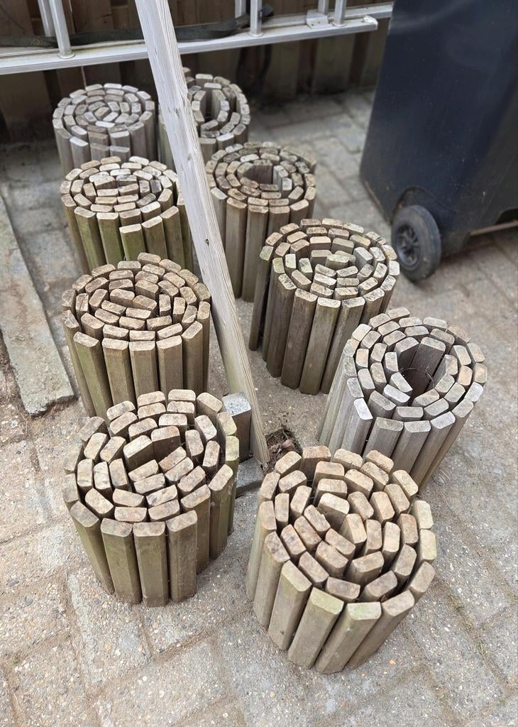 9x hardhouten borderrollen, 30 cm hoog, 1.8 meter per rol, Ophalen, Gebruikt, 25 cm of meer, Border