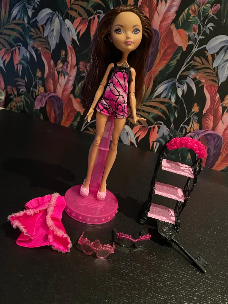 Ever After High Briar Beauty Getting Fairest, Verzamelen, Poppen, Ophalen of Verzenden, Zo goed als nieuw, Fashion Doll