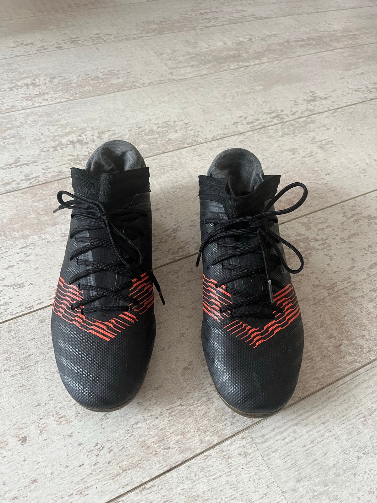 Adidas voetbalschoenen maat 42, Ophalen, Gebruikt, Schoenen
