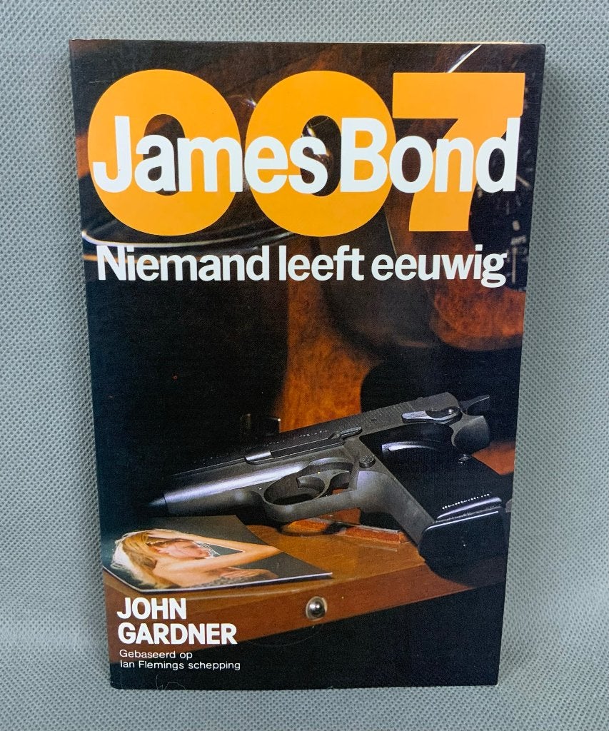 Thriller 007 James Bond - Niemand leeft eeuwig, John Gardner, Boeken, Europa overig, Ophalen of Verzenden, Zo goed als nieuw, John Gardner