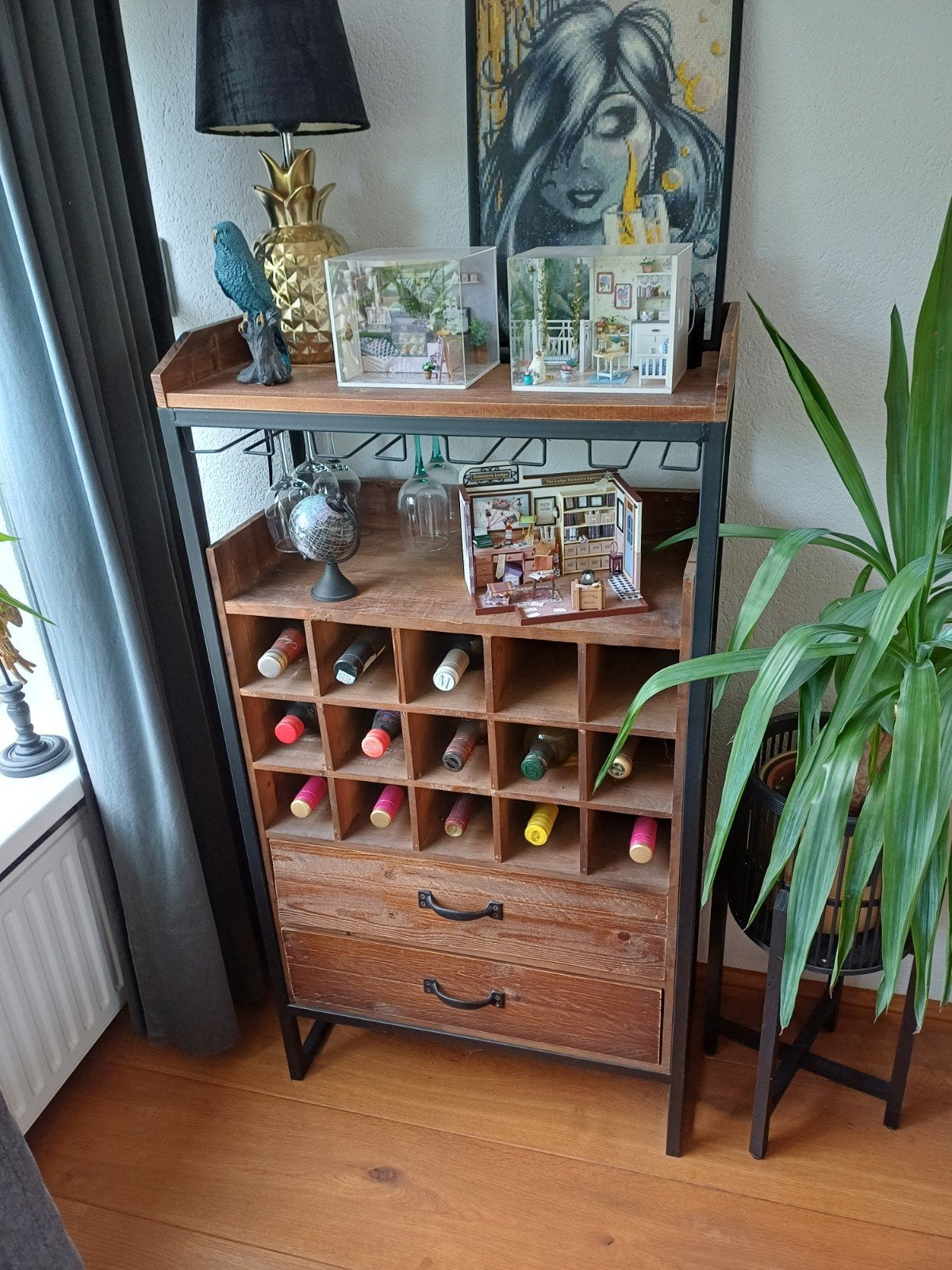Wijnrek met lades en opbergruimte - Industrieel design, Huis en Inrichting, Ophalen, Gebruikt, Hout, 15 tot 25 flessen