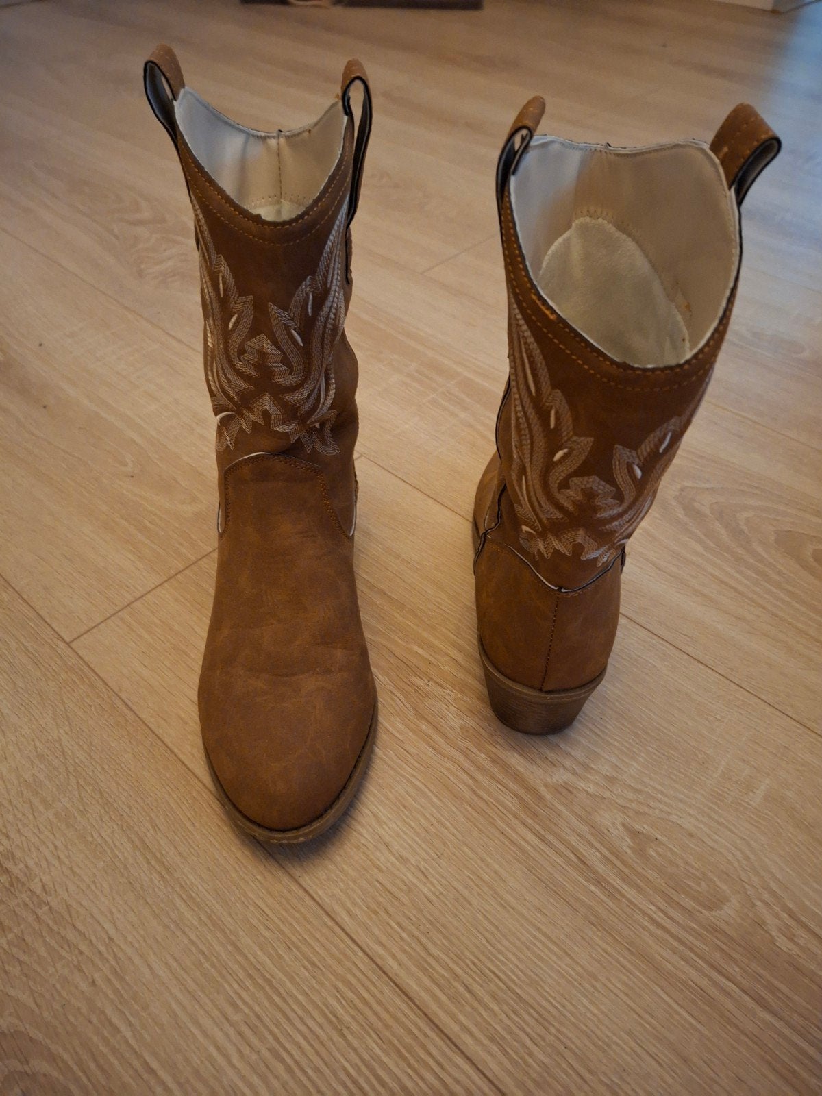 Dames cowboy laarzen, Kleding | Dames, Schoenen, Ophalen, Hoge laarzen, Bruin, Zo goed als nieuw