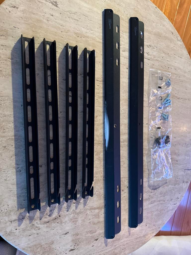 Wand tv ophangbeugel Vogels 2x, Ophalen of Verzenden, Gebruikt