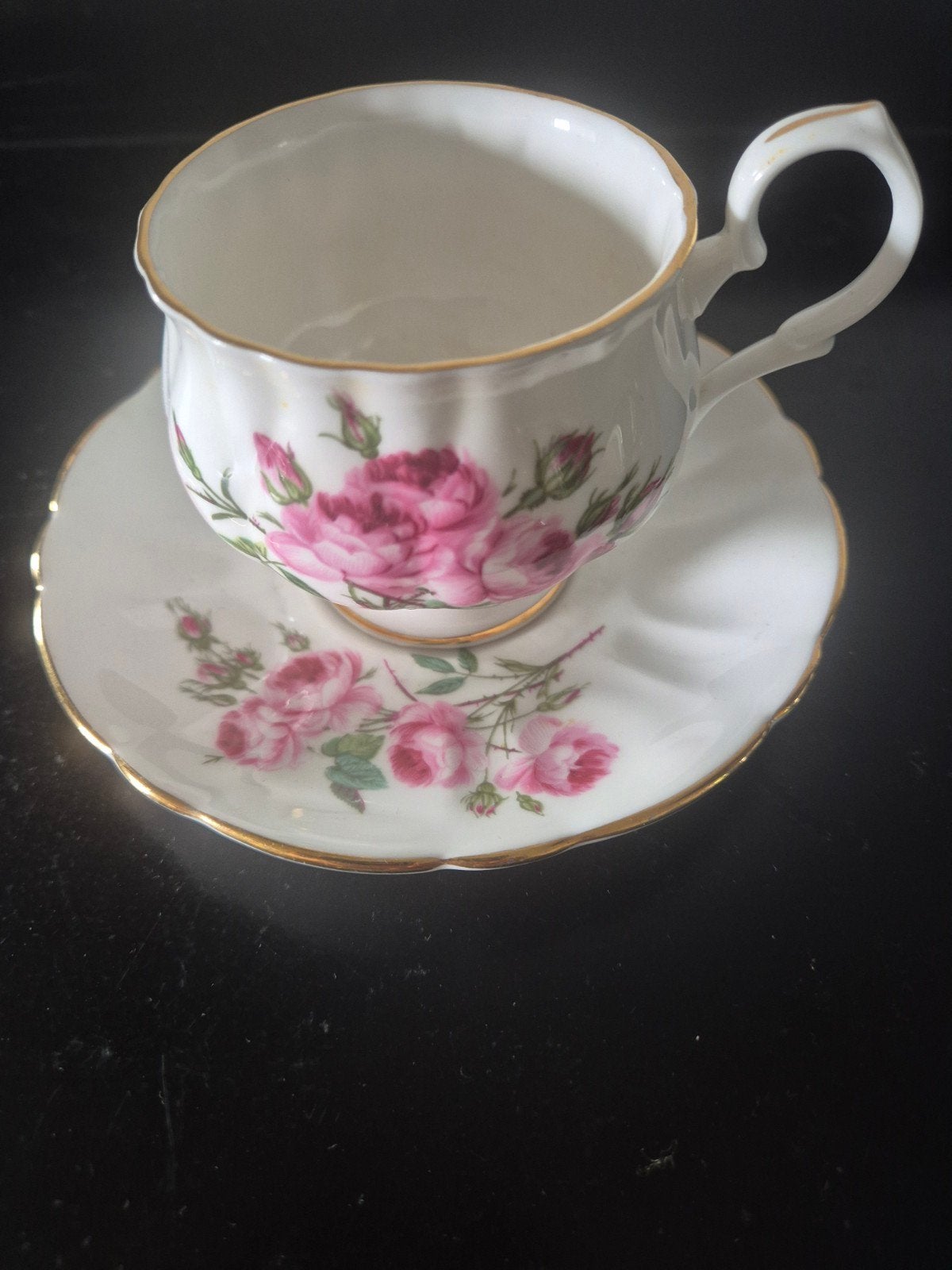 Royal Windsor fine bone china porselein, Ophalen of Verzenden, Zo goed als nieuw, Porselein, Kop en/of schotel