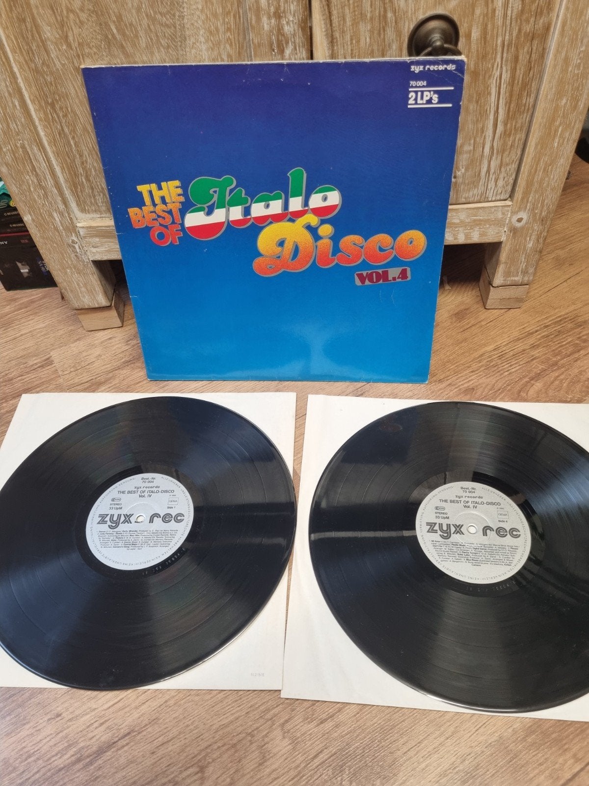 lp's The Best Of Italo-Disco Vol. 4, Cd's en Dvd's, Vinyl | Dance en House, Ophalen of Verzenden, Zo goed als nieuw, Overige formaten