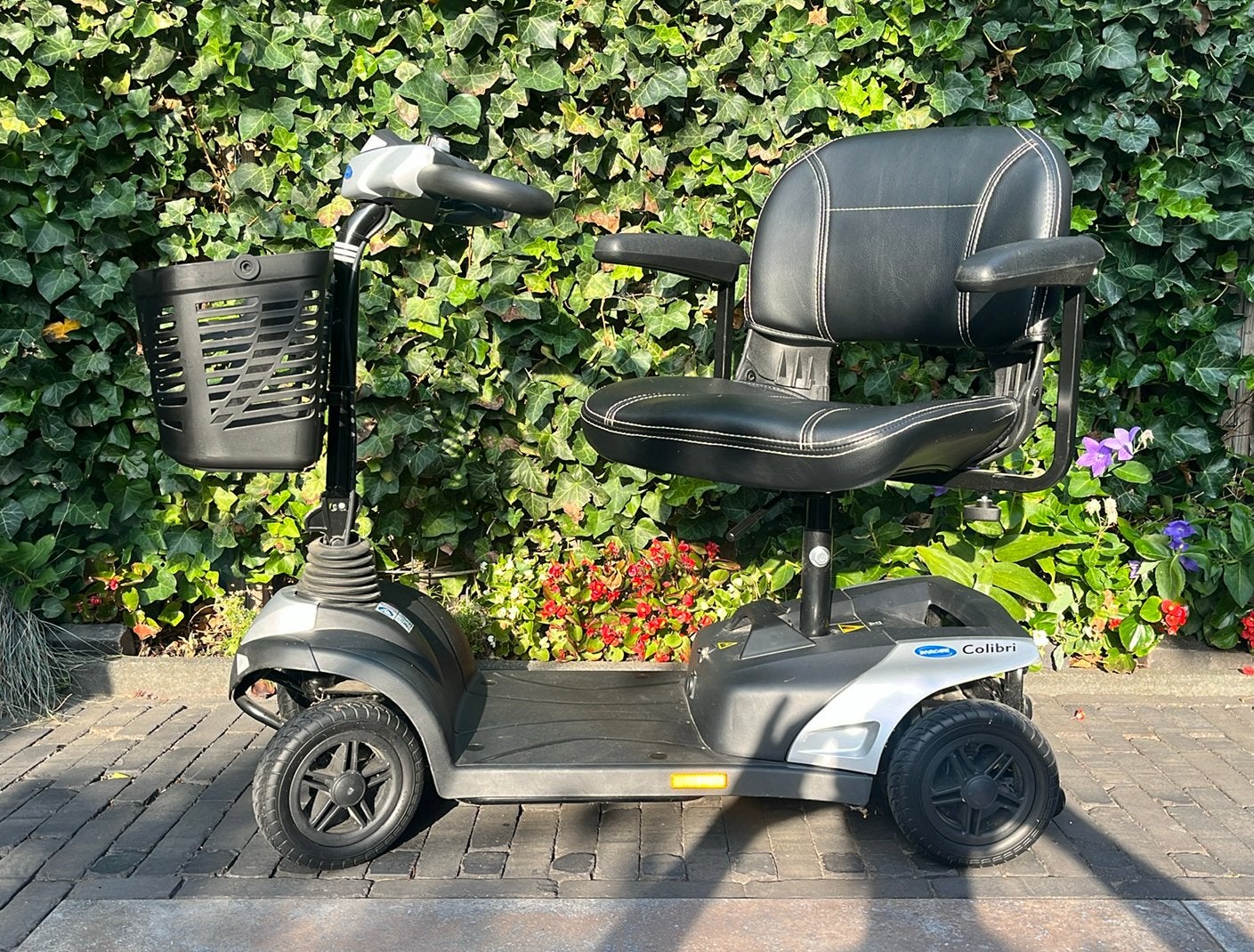 Compacte Invacare Colibri Scootmobiel, Ophalen, Zo goed als nieuw