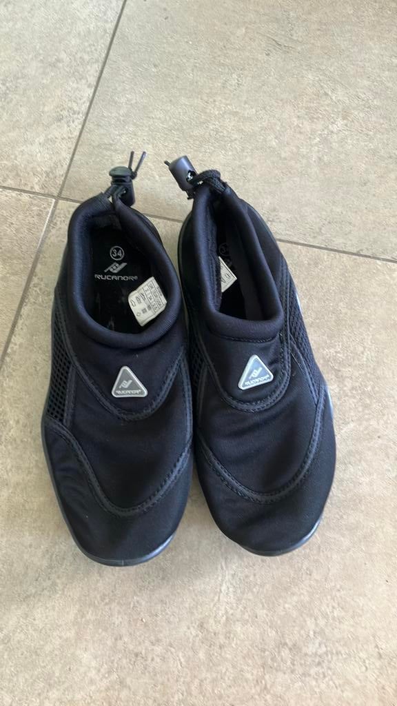 Waterschoenen maat 34, Kinderen en Baby's, Kinderkleding | Schoenen en Sokken, Ophalen of Verzenden, Zo goed als nieuw, Jongen of Meisje