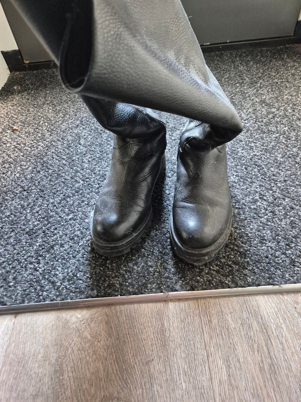 Dames laarzen te koop, Kleding | Dames, Schoenen, Ophalen, Zo goed als nieuw, Zwart, Hoge laarzen