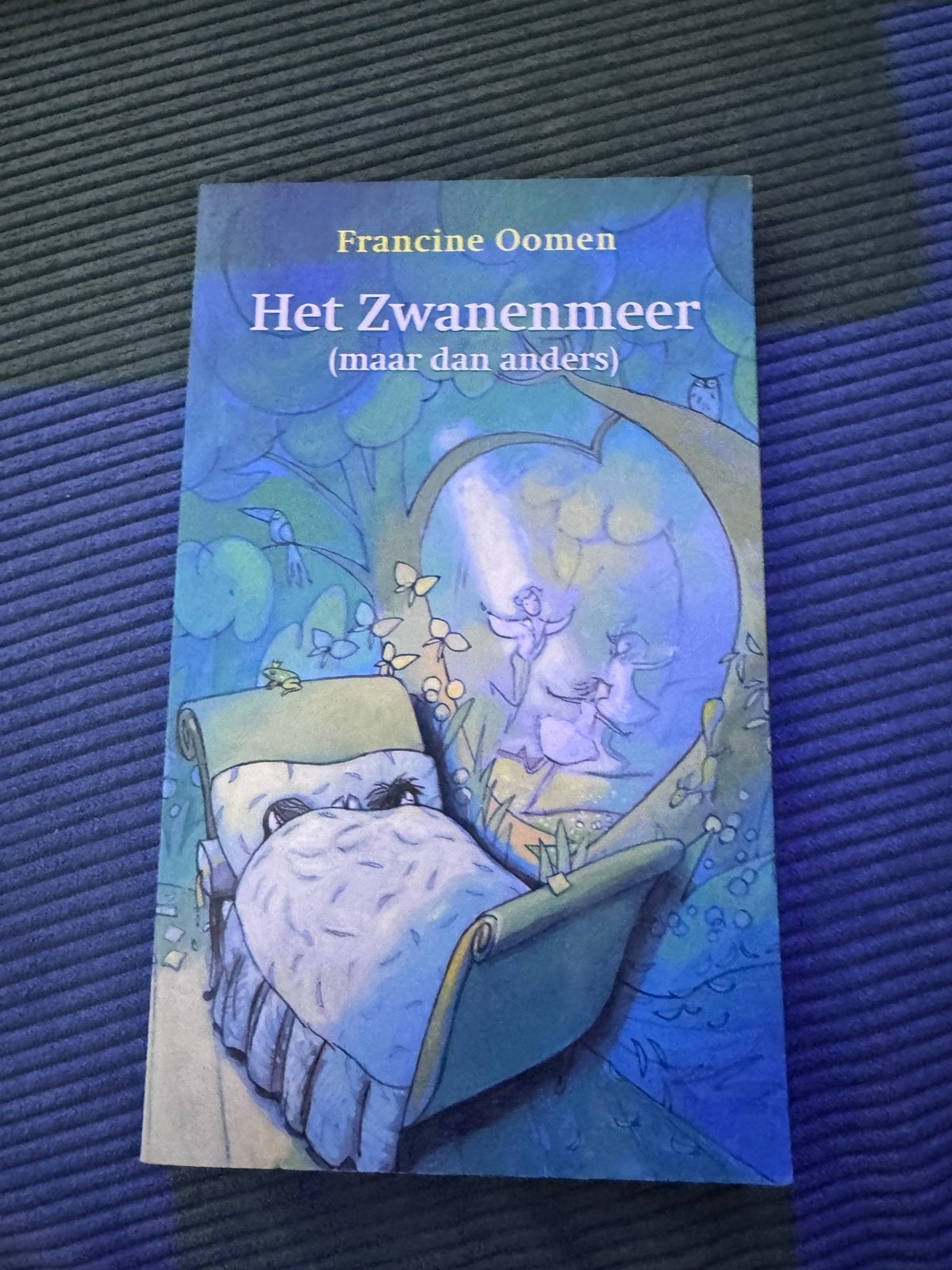 Het Zwanenmeer (maar dan anders) - Francine Oomen, Boeken, Ophalen of Verzenden, Gelezen, Fictie