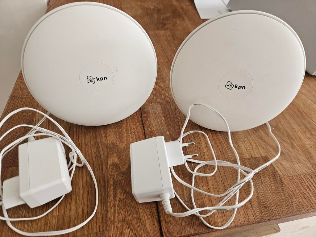 2 KPN Wifi Punten, Ophalen of Verzenden, Gebruikt, Router, KPN
