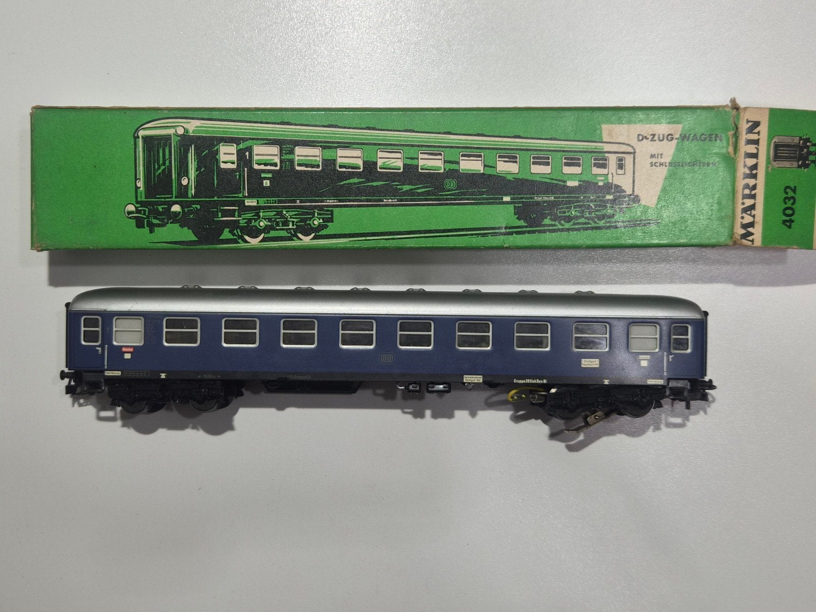 marklin wagon 4032 met sluitlicht, Ophalen of Verzenden, Wisselstroom, Wagon, Märklin