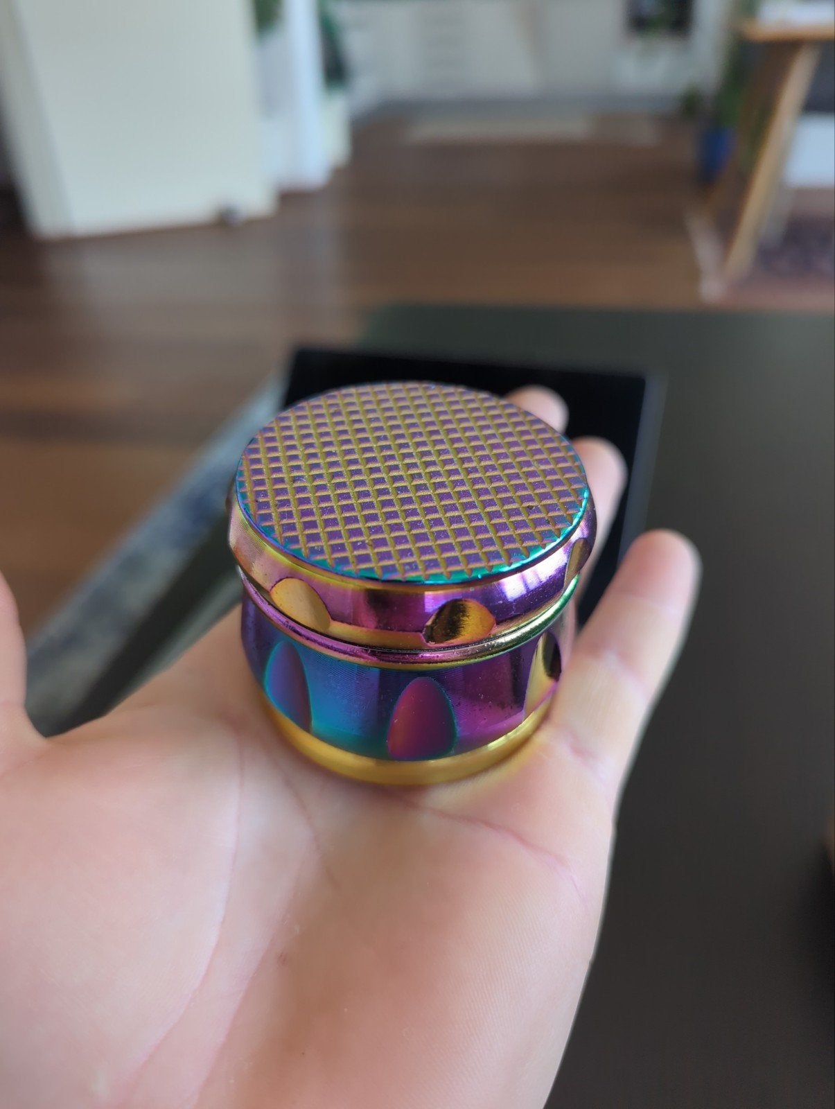 Mooie regenboog kruiden grinder, Ophalen, Overige typen, Zo goed als nieuw, Metaal