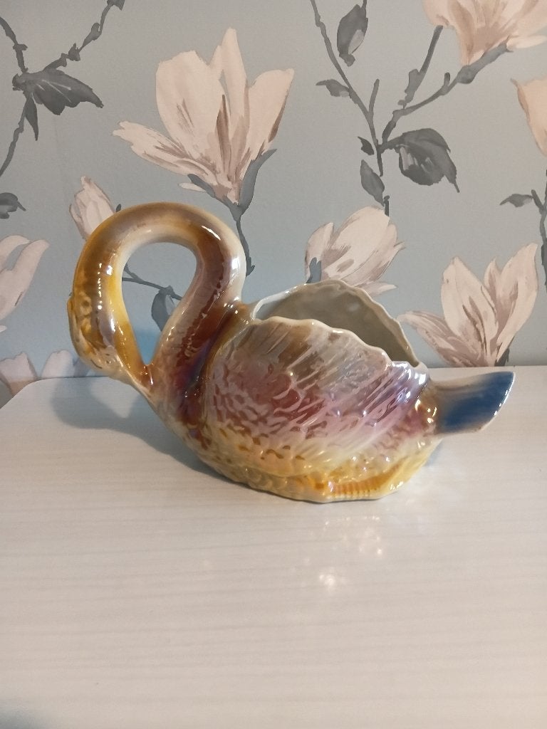 Een vintage keramiek Barbotine zwaan cache-pot, Antiek en Kunst, Ophalen