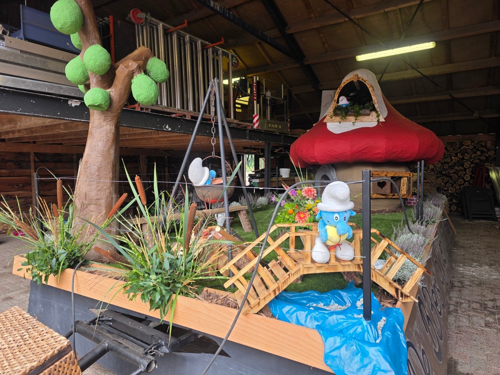 Smurfen praal wagen Carnaval, Ophalen, Gebruikt, Verschillende Smurfen, Huisje of Attribuut