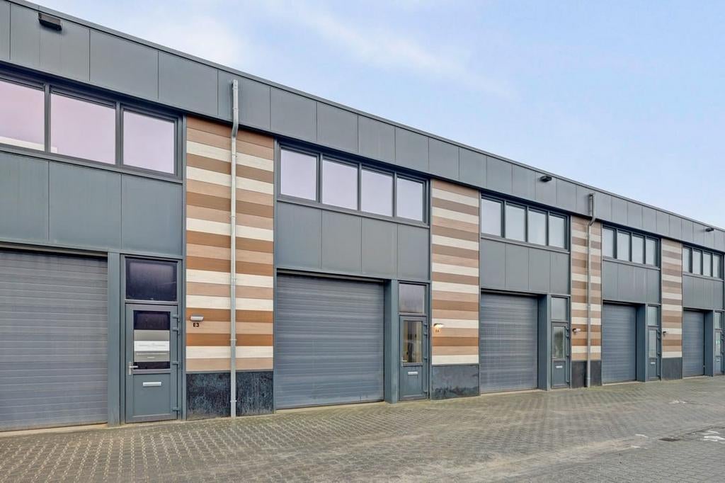 Moderne bedrijfsunit te huur met kantoorruimte, 114 m², Huur, Bedrijfsruimte