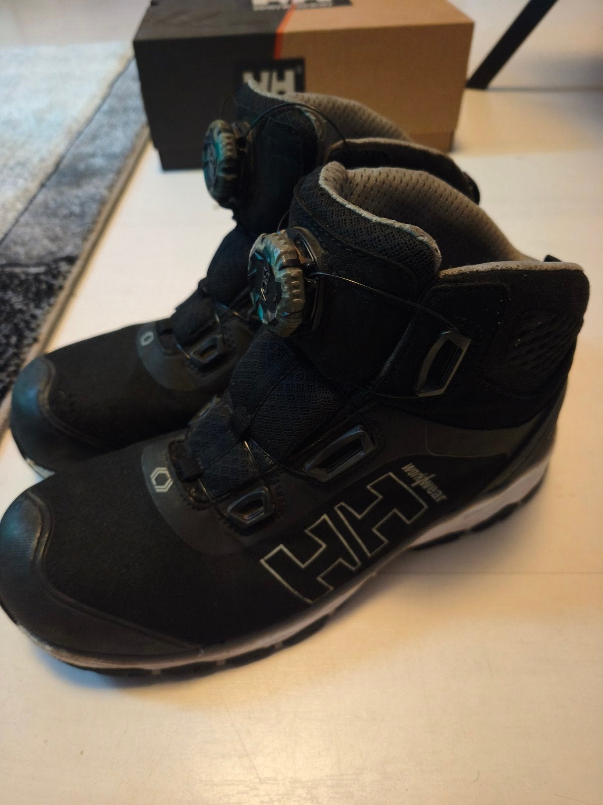 Helly Hansen werkschoenen - Zo goed als nieuw, Ophalen, Heren, Helly Hansen, Schoenen