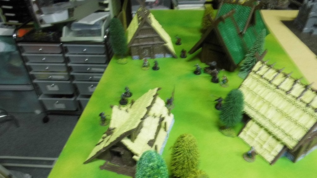 Wargaming/28MM Scenery4x Vikinghuizen/geprint/geverfd, Gebruikt, Ophalen of Verzenden, Historisch, Geverfd