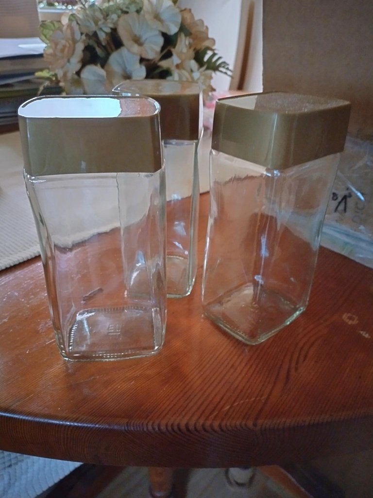 Gratis af te halen ca 40 glazen potjes met deksel, Voorraadpot, Ophalen, Nieuw, Glas
