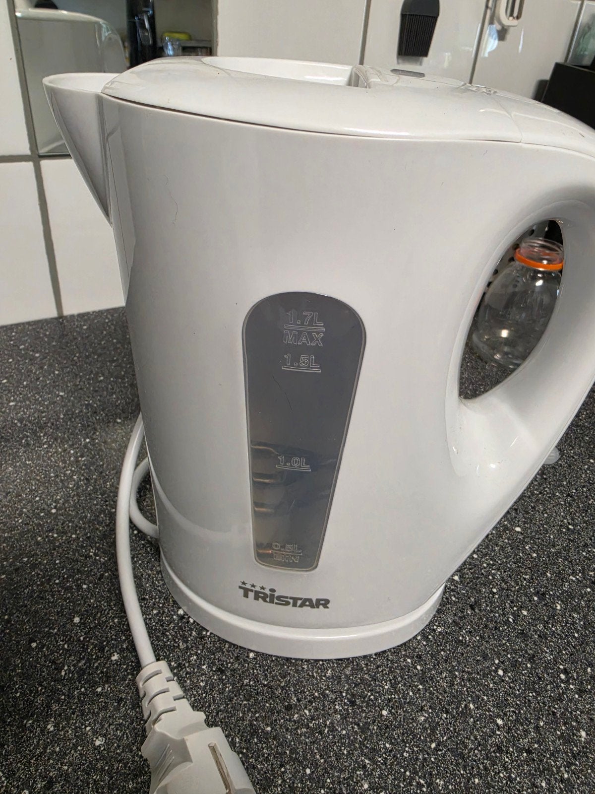 Tristar waterkoker 1.7L - Wit, Gebruikt, 1 tot 2 liter, Ophalen of Verzenden, Gebruikt