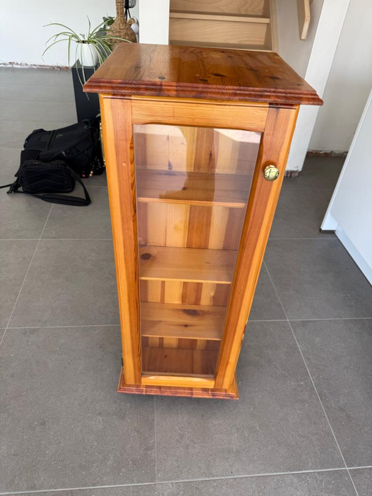 Houten CD/DVD Kastje met Glazen Deur, Gebruikt, 75 tot 150 discs, Ophalen of Verzenden, Hout