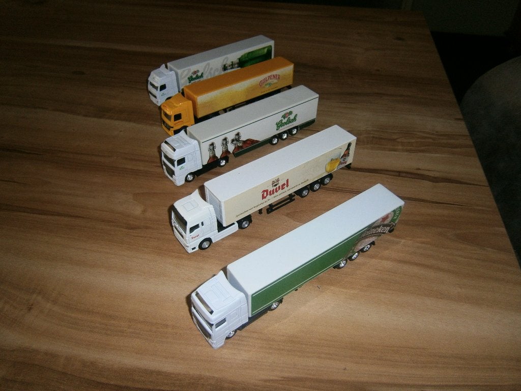 7 biervrachtwagens Duvel / Palm / Heineken /Grolsch/Gulpener, Ophalen of Verzenden, Zo goed als nieuw, Bus of Vrachtwagen, Overige merken