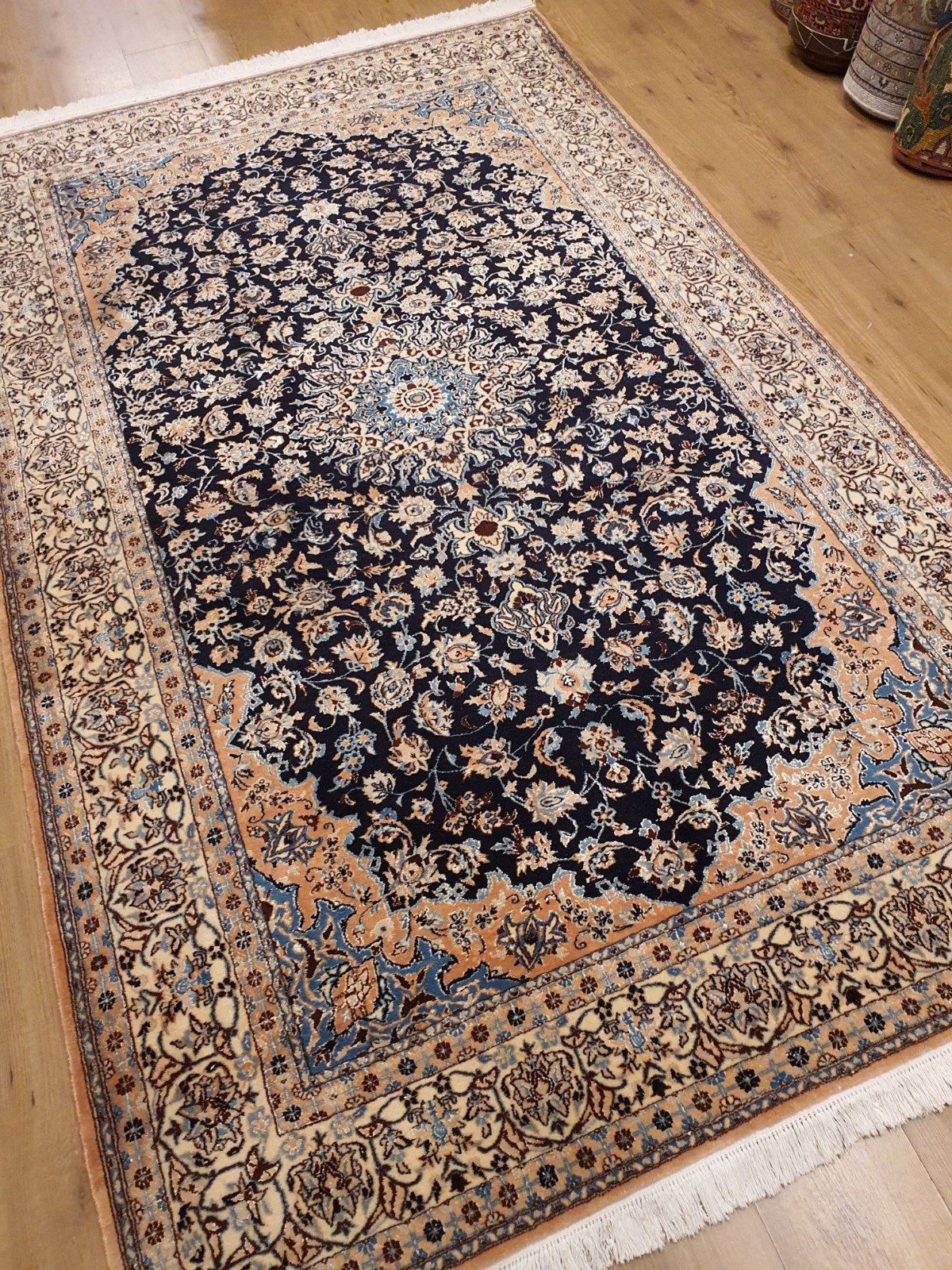 Vintage handgeknoopt perzisch tapijt nain 6la 265x154, Huis en Inrichting, Stoffering | Tapijten en Kleden, Info@SlatsAntiek.nl