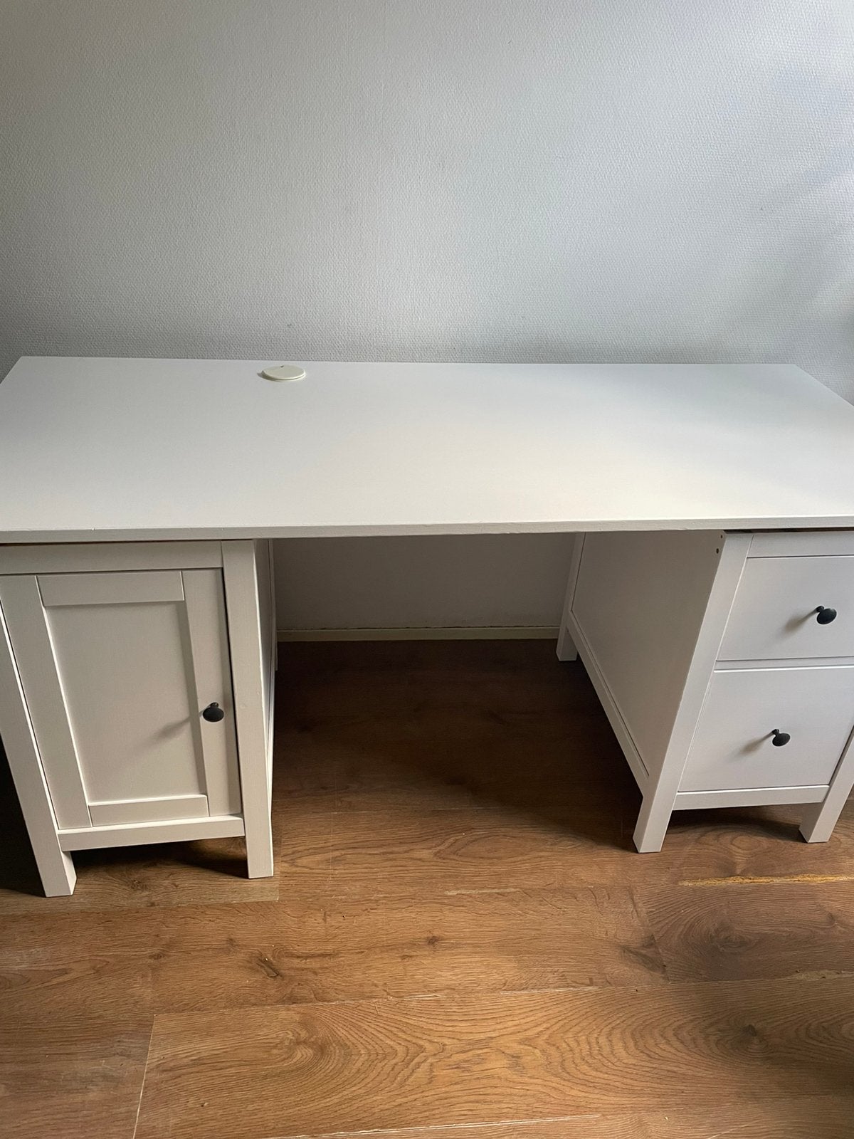 Hemnes bureau, Ophalen, Zo goed als nieuw