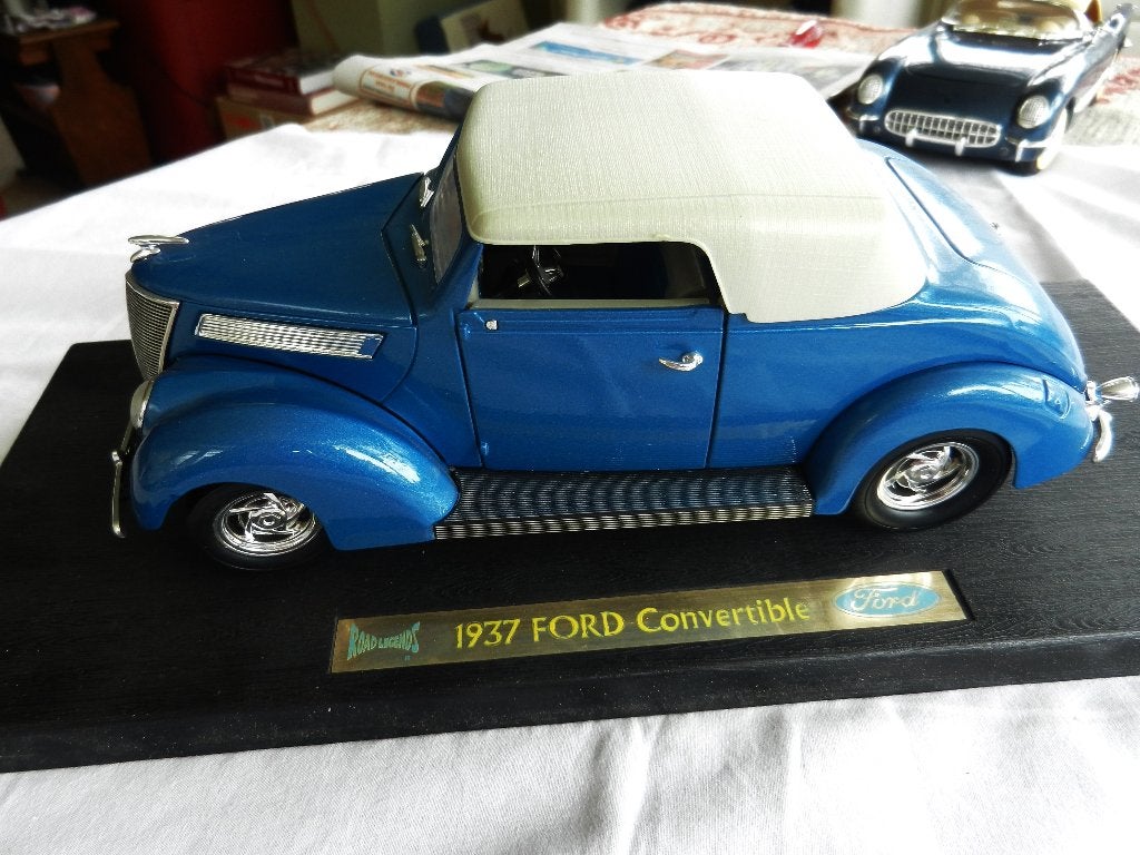 Boad Legends  Ford Convertible 1937, Ophalen of Verzenden, Zo goed als nieuw