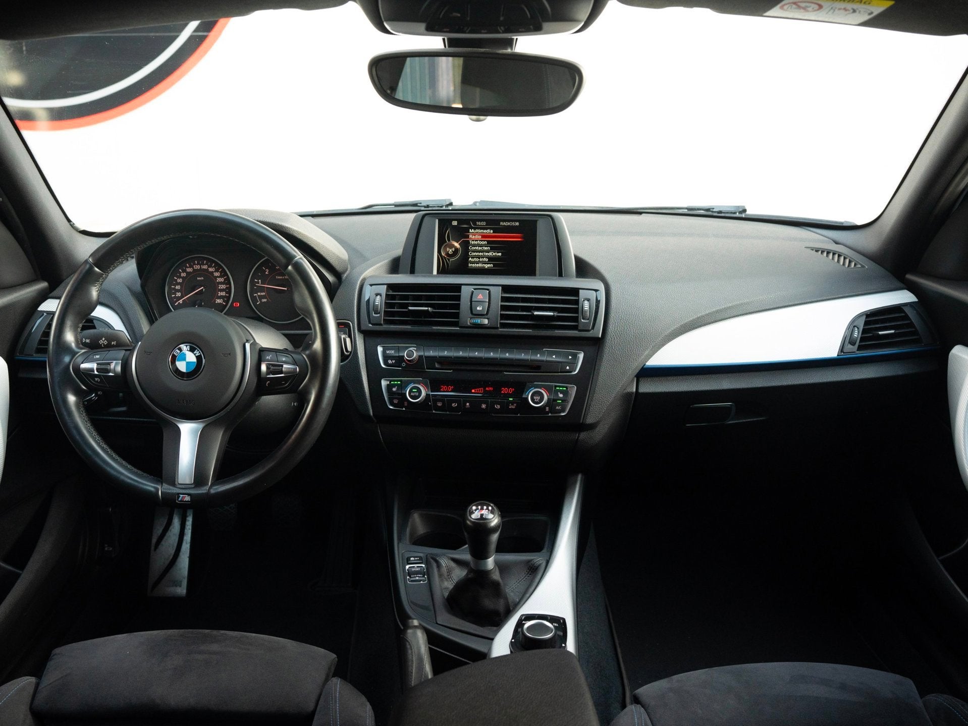Foto 2 van BMW 1-serie 116i M Sport Led/Stoelverwarming/Airco/Volledig