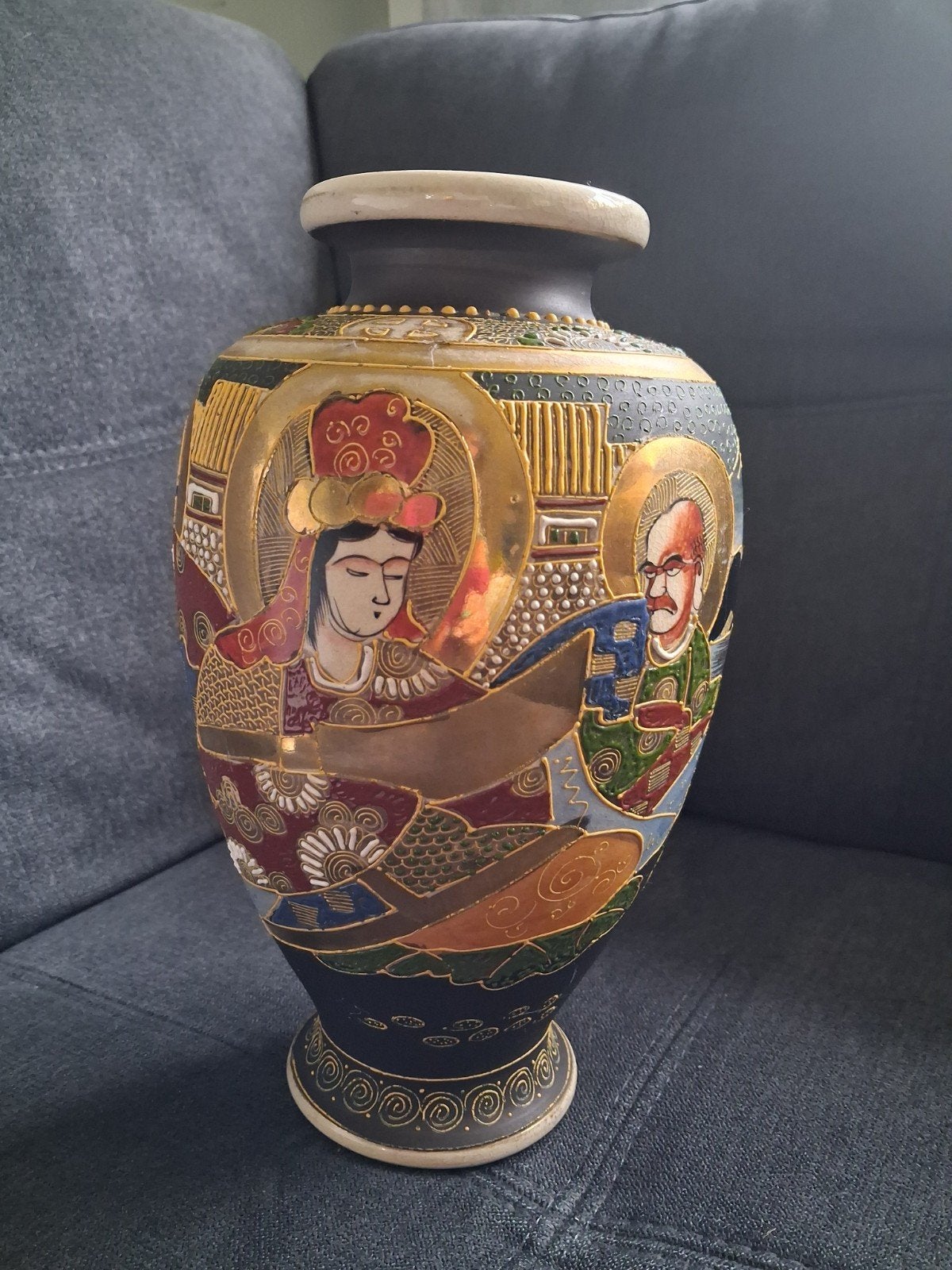 Antieke Japanse Satsuma Vaas met Gedetailleerde Scènes, Ophalen of Verzenden