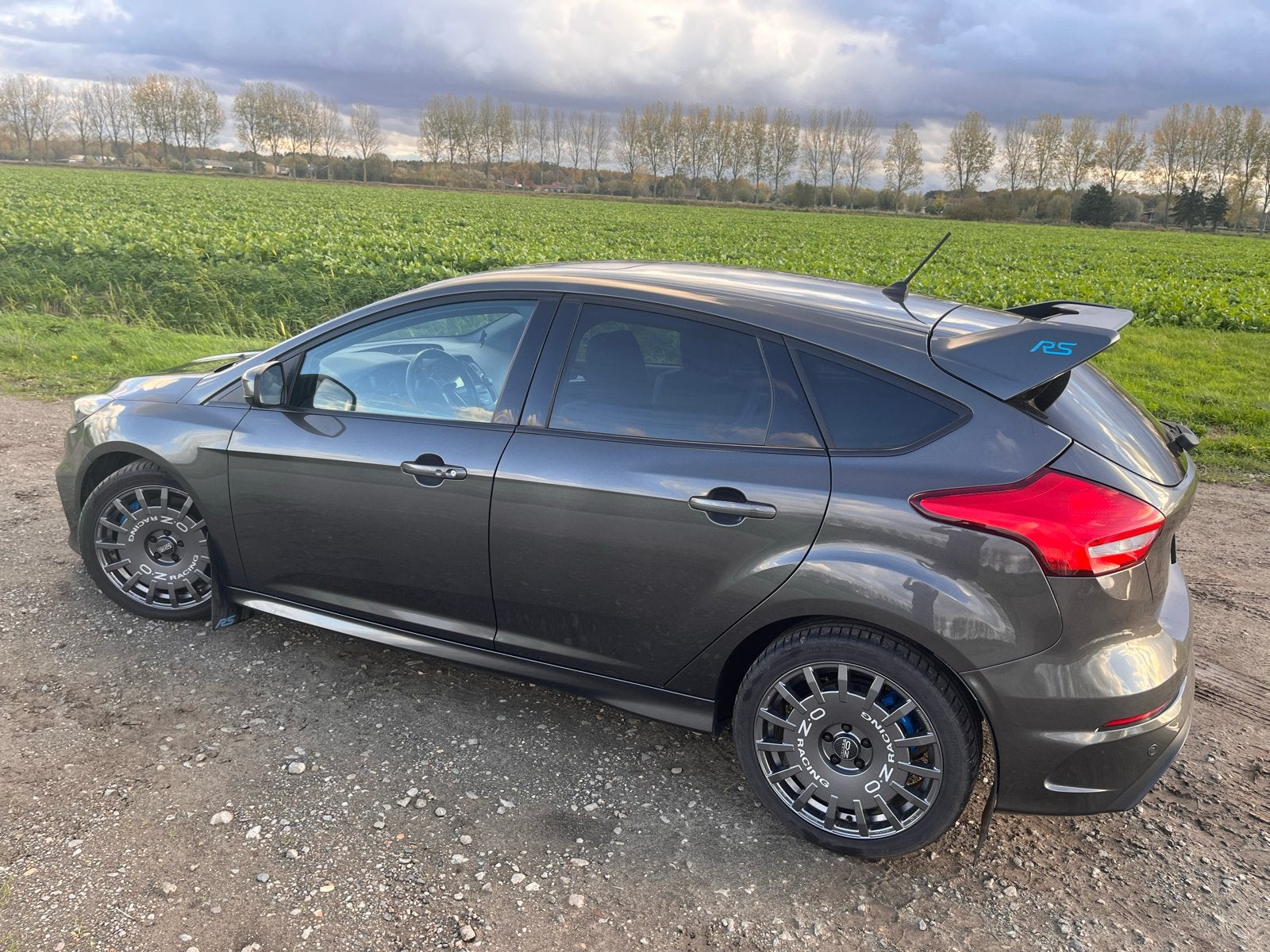 Ford Focus RS, Recaro, O.Z Rally, full option., 4 cilinders, 2261 cc, 350 pk, Handgeschakeld