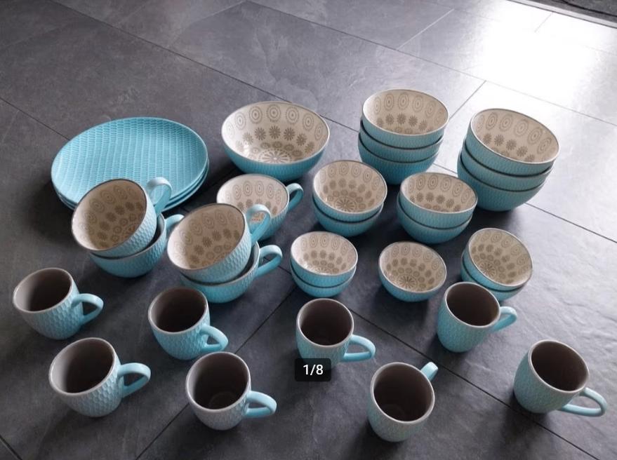 Inari servies turquoise blauw 16 delig, Overige materialen, Overige typen, Ophalen of Verzenden, Zo goed als nieuw