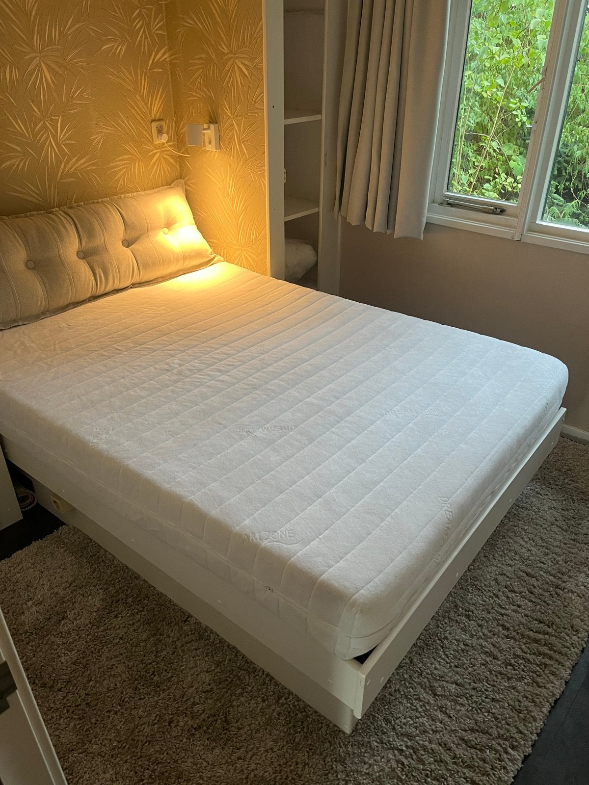 GRATIS OPHALEN BEEKBERGEN vrijwel nieuw 2 persoons bed, Ophalen, Gebruikt, Tweepersoons, 140 cm