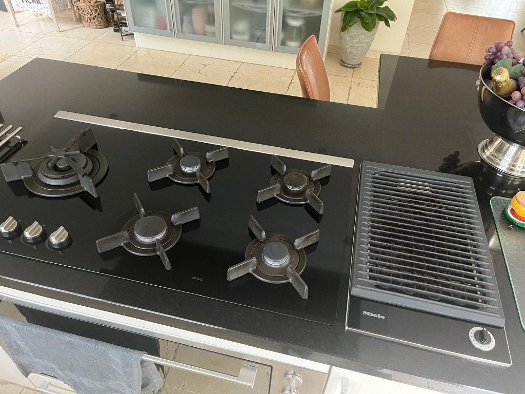 keuken met inbouw apparatuur, Ophalen, Gebruikt, Hoekkeuken, Graniet of Steen